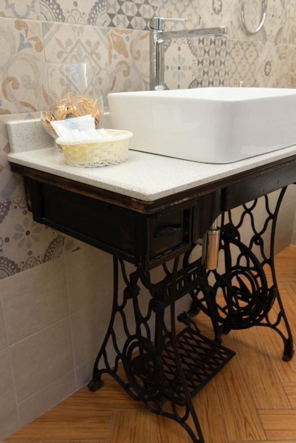 Cadelli Luxury Couette-café